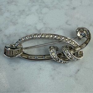 Vintage Signed Mazer Rhinestone Unique Design Brooch/Pin